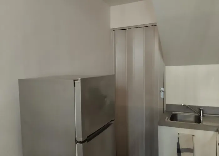 Mancinelli House شقة