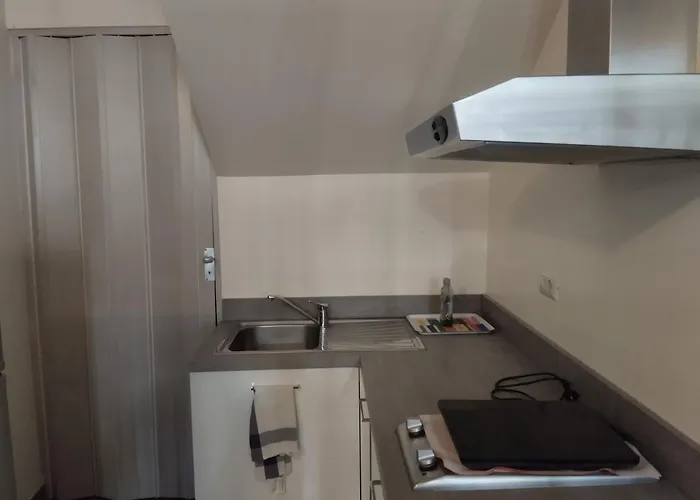 Mancinelli House * ميلان